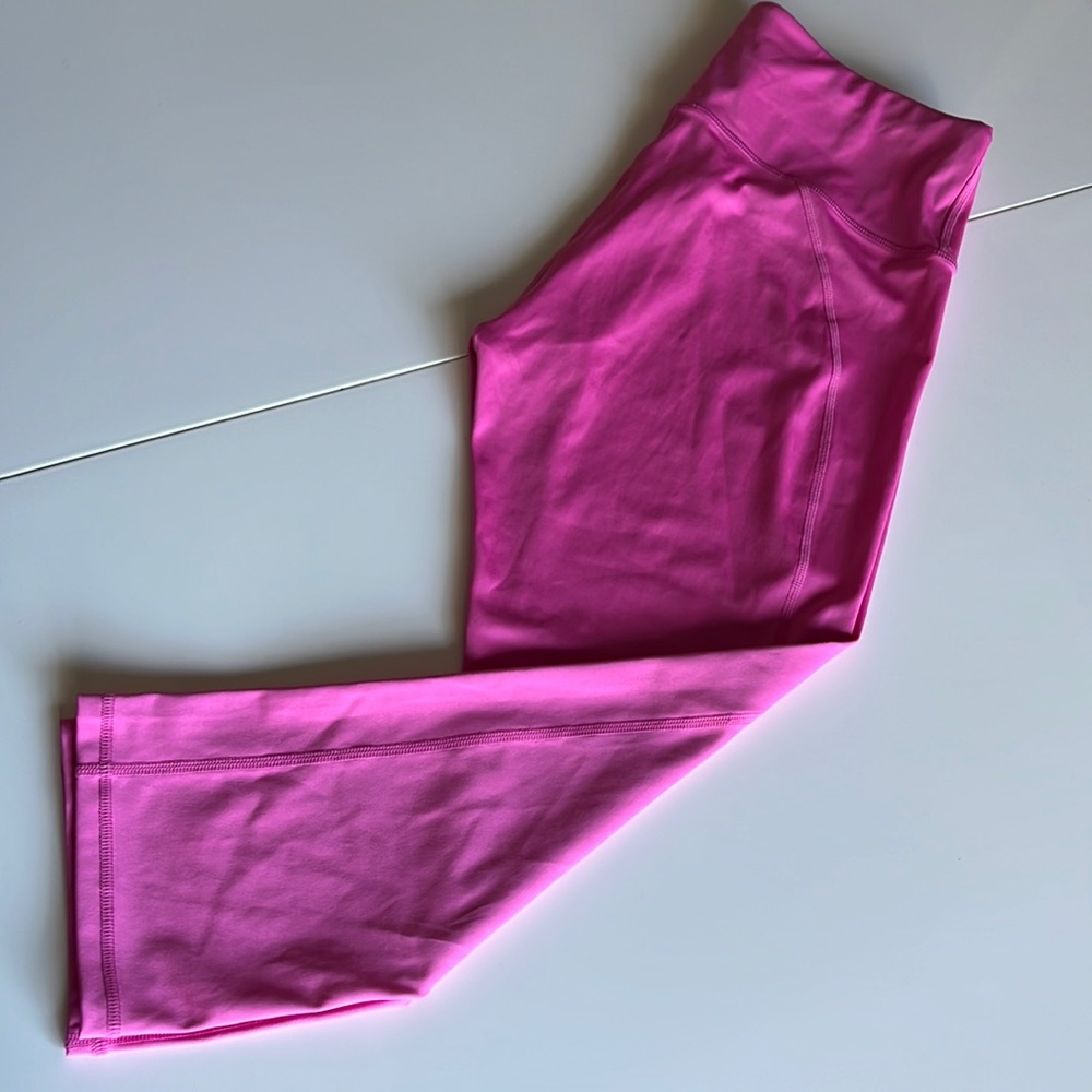 Fabletics cropped leggings
